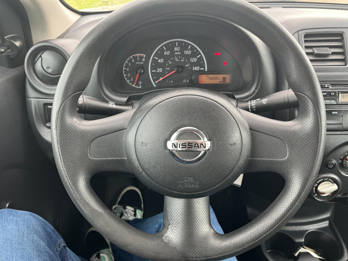 2014 SILVER /black Nissan Versa 1.6 S 5M (3N1CN7AP3EL) with an 1.6L L4 DOHC 16V engine, 5-Speed Manual transmission, located at 14700 Tomball Parkway 249, Houston, TX, 77086, (281) 444-2200, 29.928619, -95.504074 - Photo#14